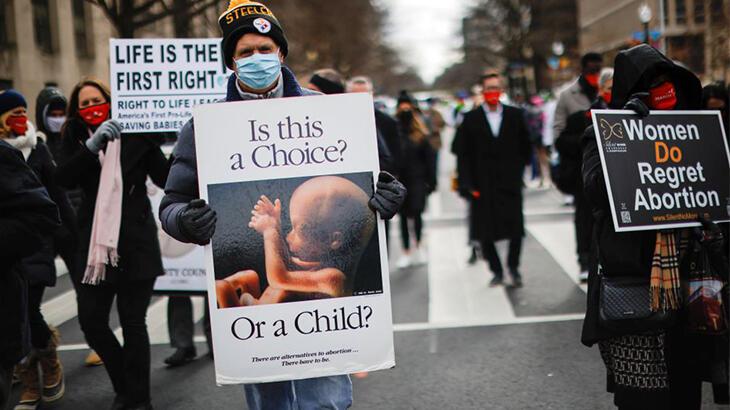 ABD Teksas'ta tartışmalı kürtaj yasağı yürürlüğe girdi